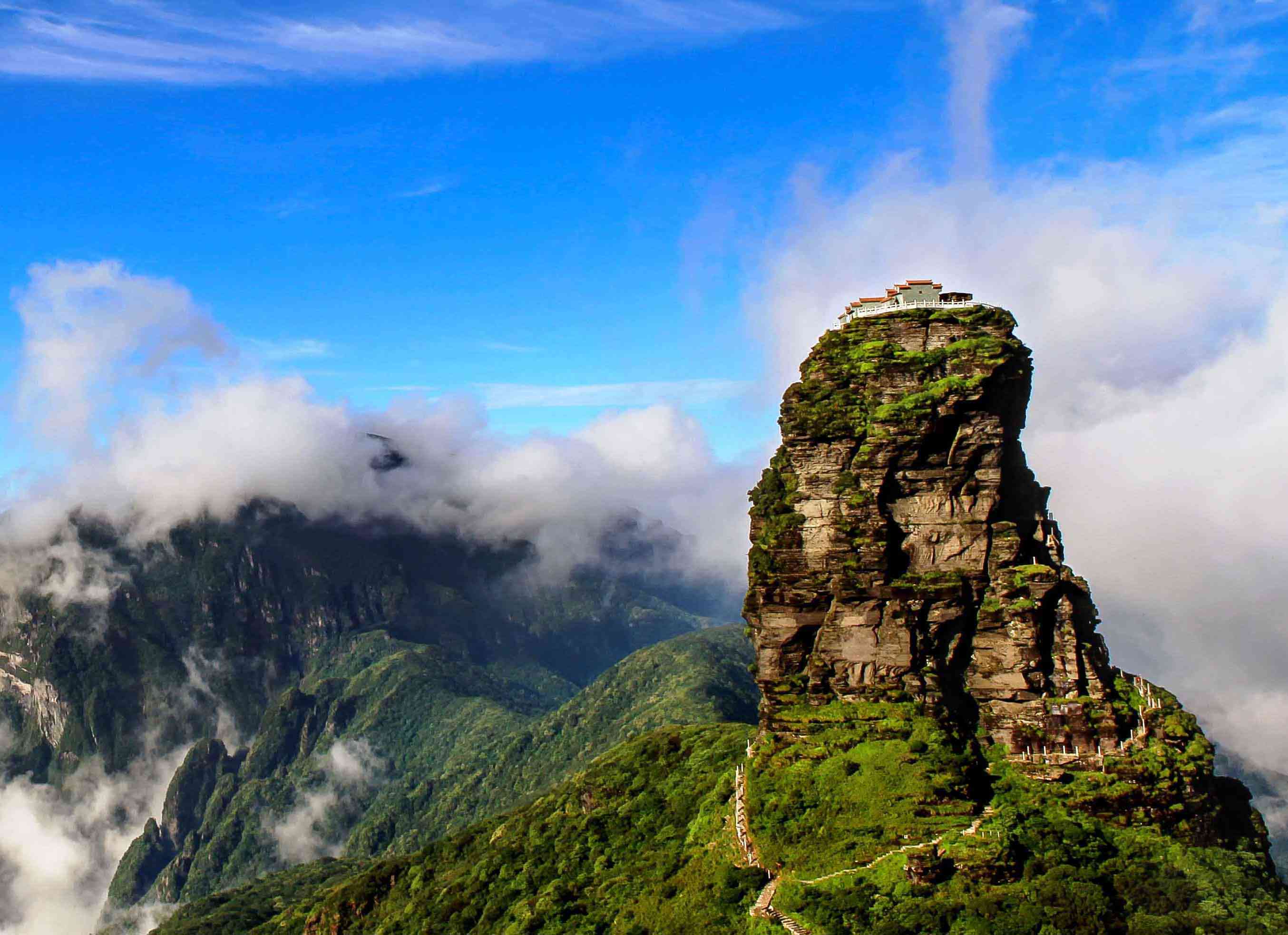 抖音网红旅游景点梵净山景点推荐，上山线路该如何安排？