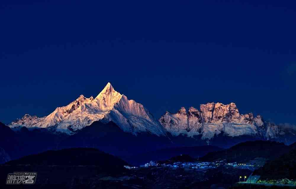 卡瓦博格峰为什么禁登？梅里雪山徒步景色如何？