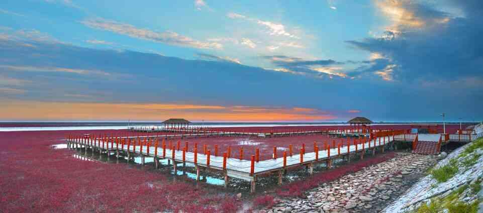 盘锦旅游来看红海滩就够了