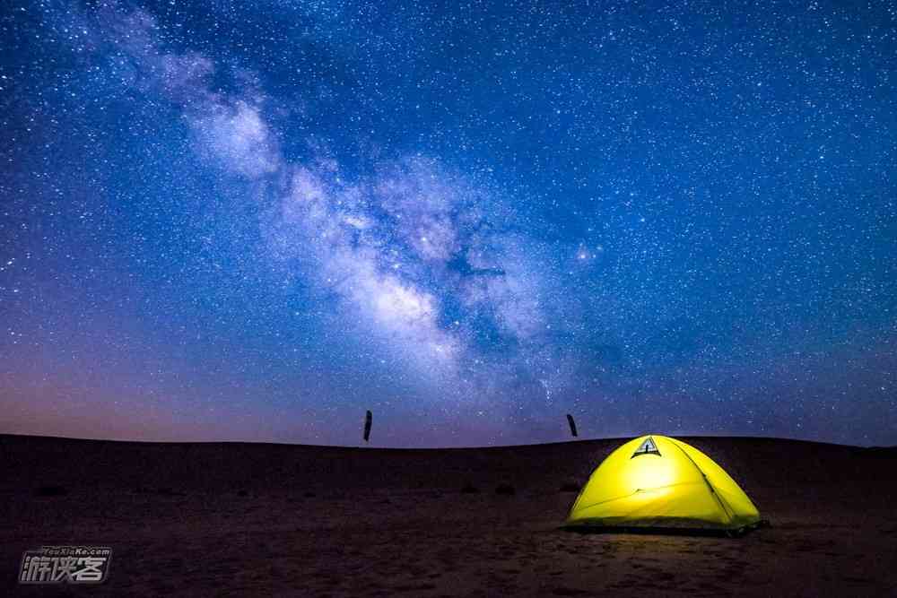 腾格里沙漠旅游什么时候去好？徒步穿越腾格里沙漠需要哪些装备？