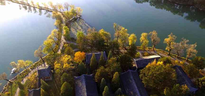 来承德避暑山庄旅游寻秋色，比夏季更迷人