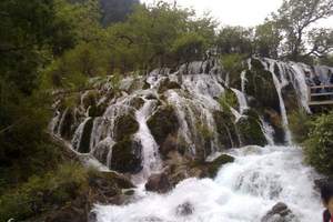 【去成都旅游景点介绍】黄龙双卧双汽9日|去九寨沟旅游最佳季节