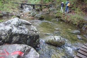 香炉山一日游 自驾游香炉山55个景点 香炉山东北滑道